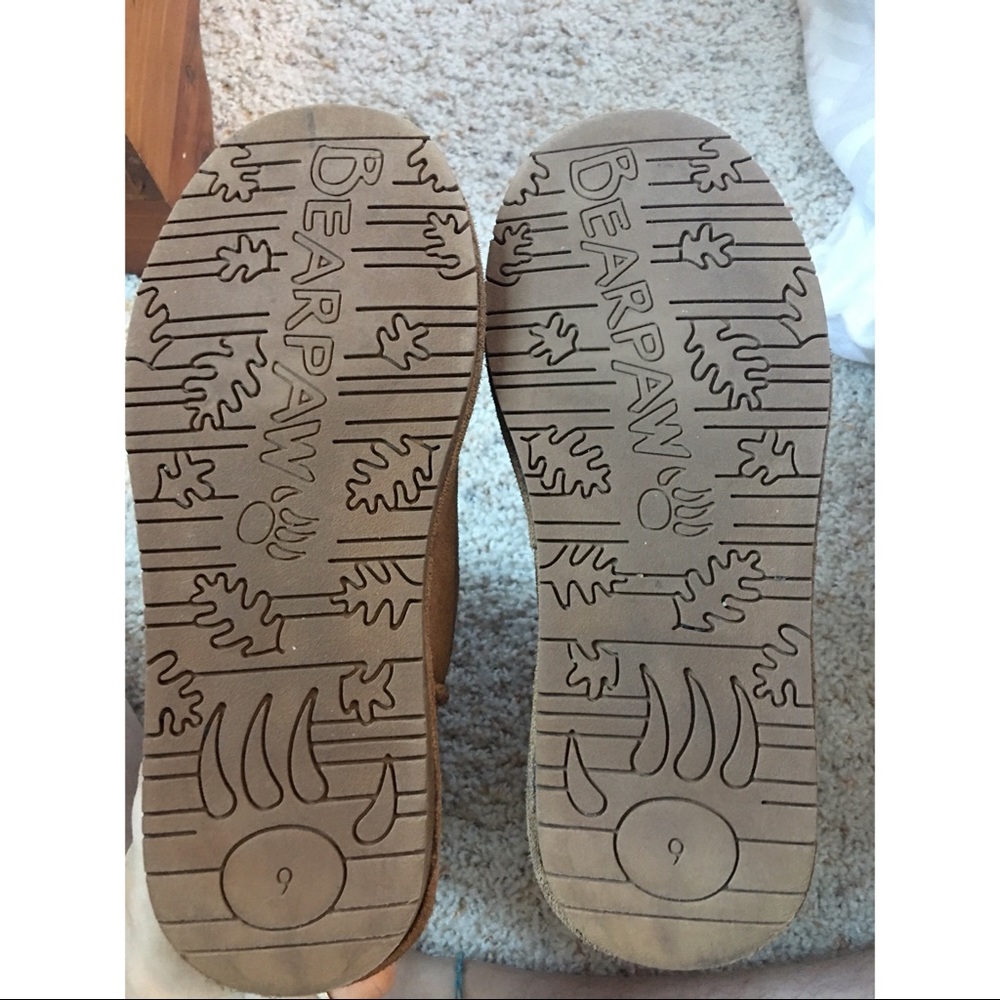 Bearpaw boots - Picture 3 of 3